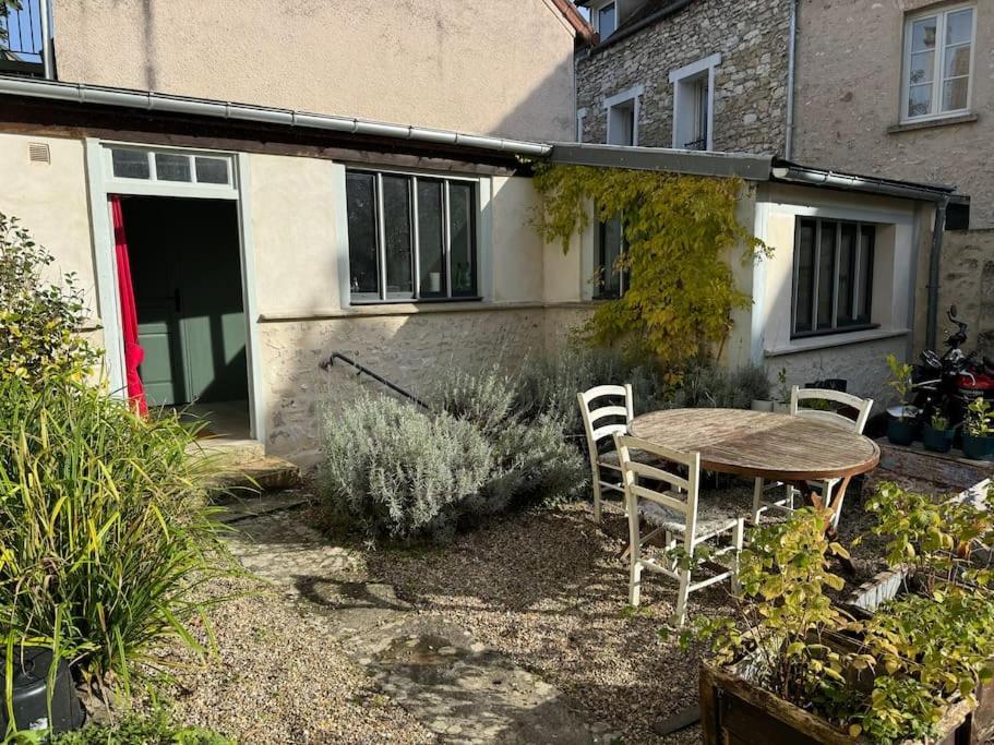 Petite Maison Independante Avec Parking Vétheuil Eksteriør bilde